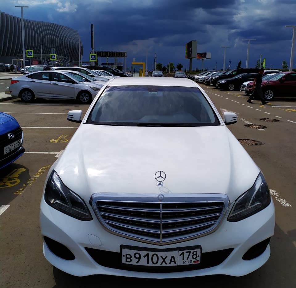 Mercedes E200 W212
