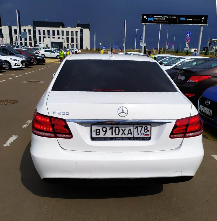 Mercedes E200 W212